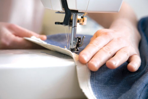 Tuyển gấp 10 công nhân may, 10 thợ cắt đi làm ngay